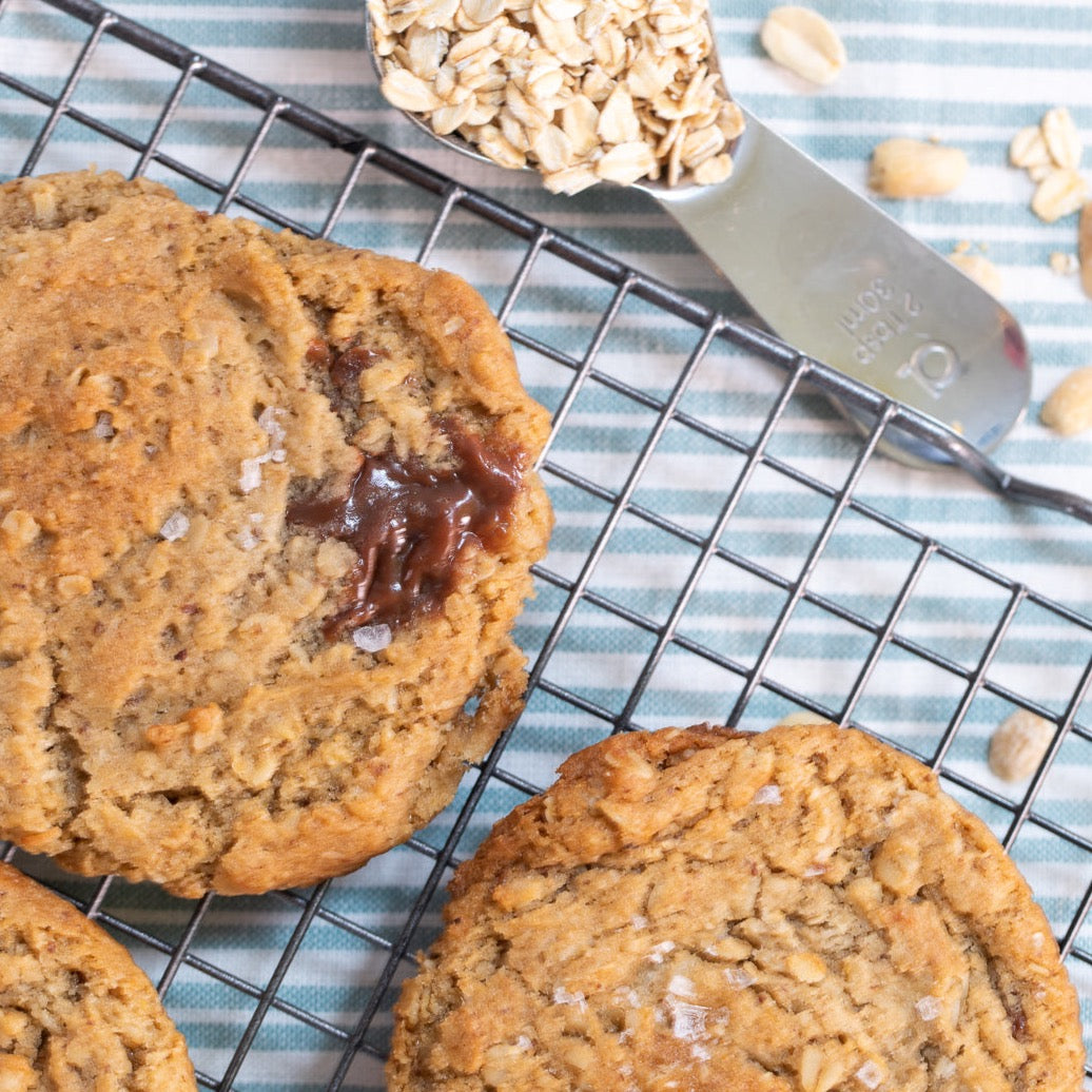 Oatmeal Peanut Butter & Chocolate LavaCookies