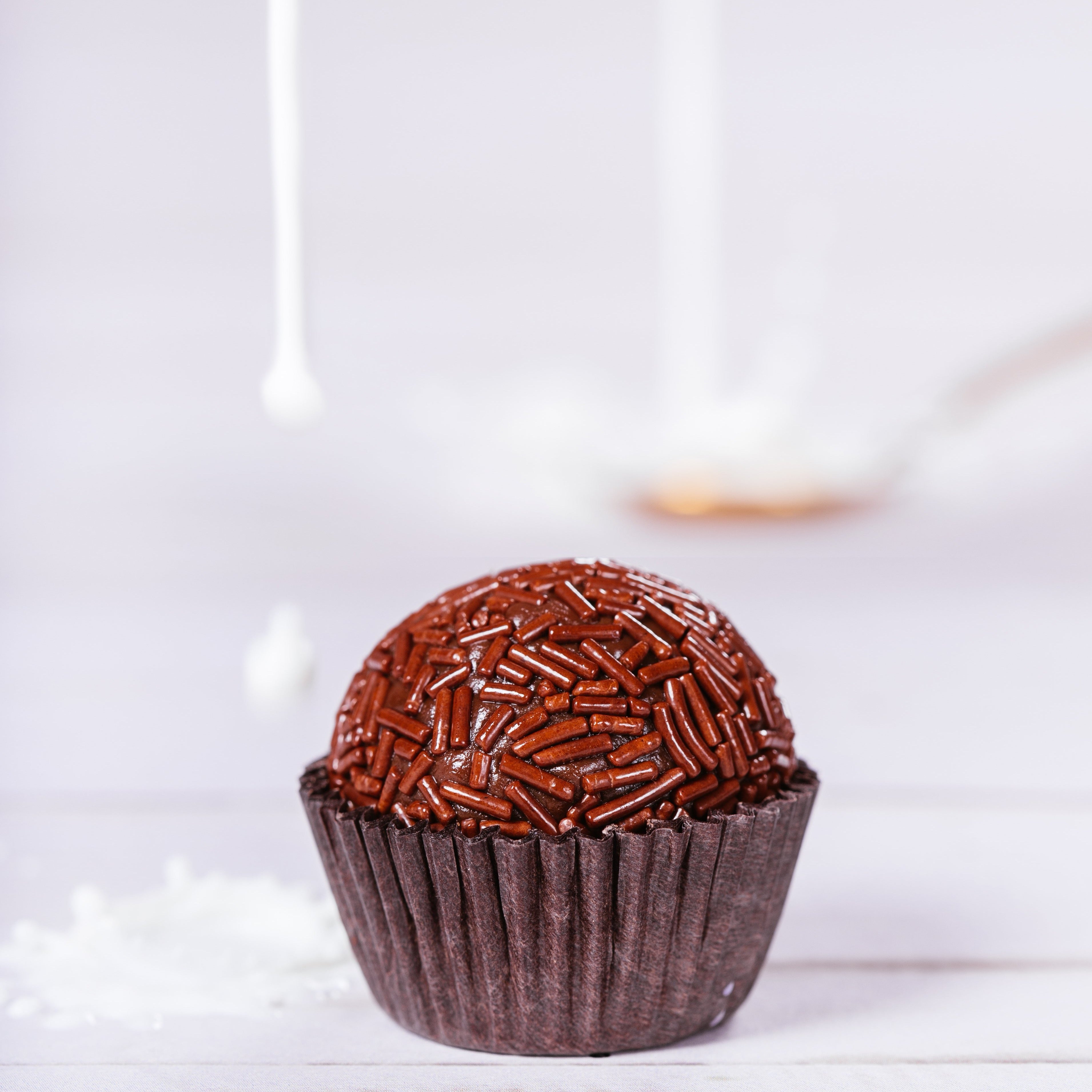tinyB Class Milk Chocolate Brigadeiro